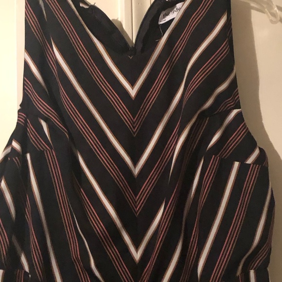 Jump suit - Picture 2 of 3